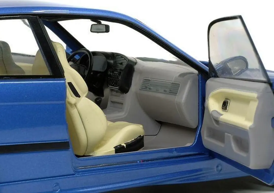 Solido BMW E36 Coupé M3 blauw 1:18 - afbeelding 6 van 6
