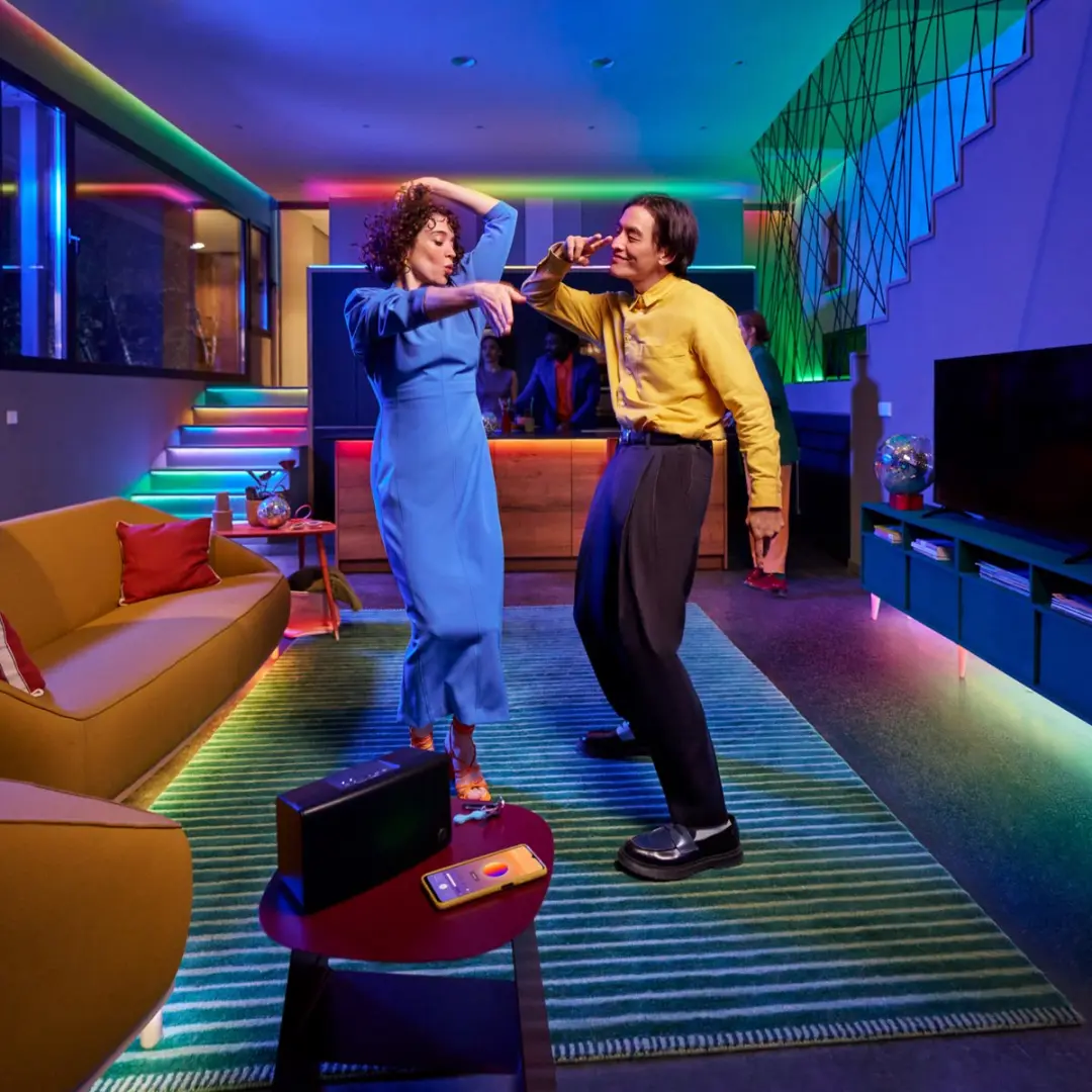WiZ RGBIC LED Strip 4m - 16 Miljoen Kleuren - afbeelding 4 van 6
