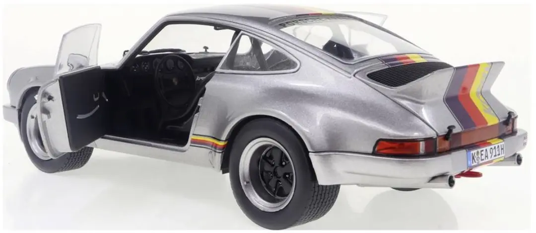 Solido Porsche 911 RSR Kremer 1973 1:18 zilver - afbeelding 4 van 6