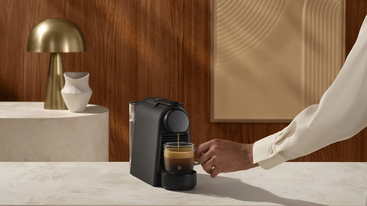 De'Longhi Nespresso Essenza Mini EN85.BKMT Koffiecupmachine - Mat zwart
