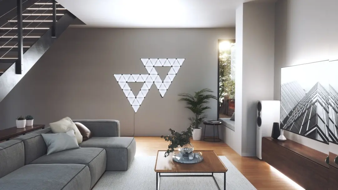 Nanoleaf Shapes Limited Edition Ultra Black Triangles Starter Kit (9 Panels) - afbeelding 4 van 6