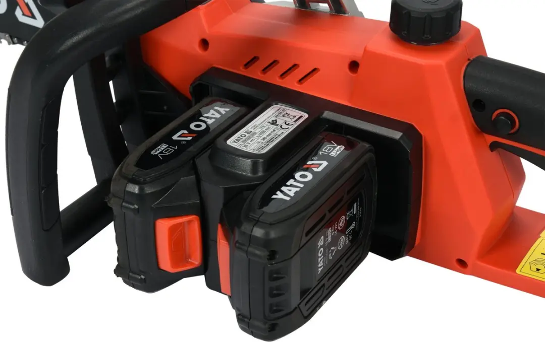 Yato Accu Kettingzaag YT-82812 - 36V - 14 inch - afbeelding 2 van 4