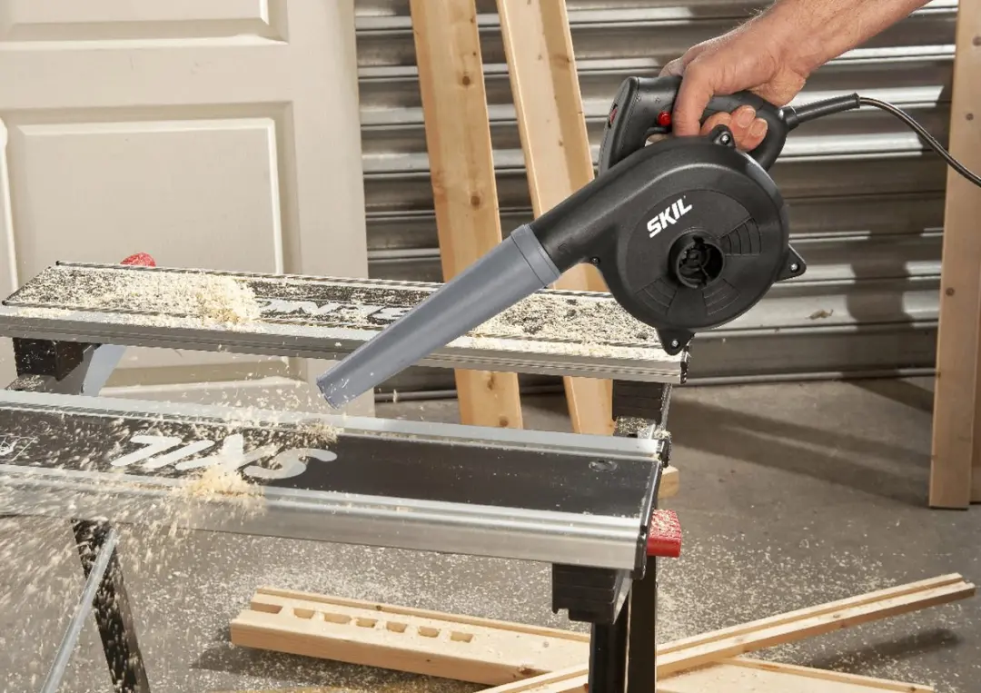 SKIL 8600 AA Blazer - 620W - afbeelding 2 van 5