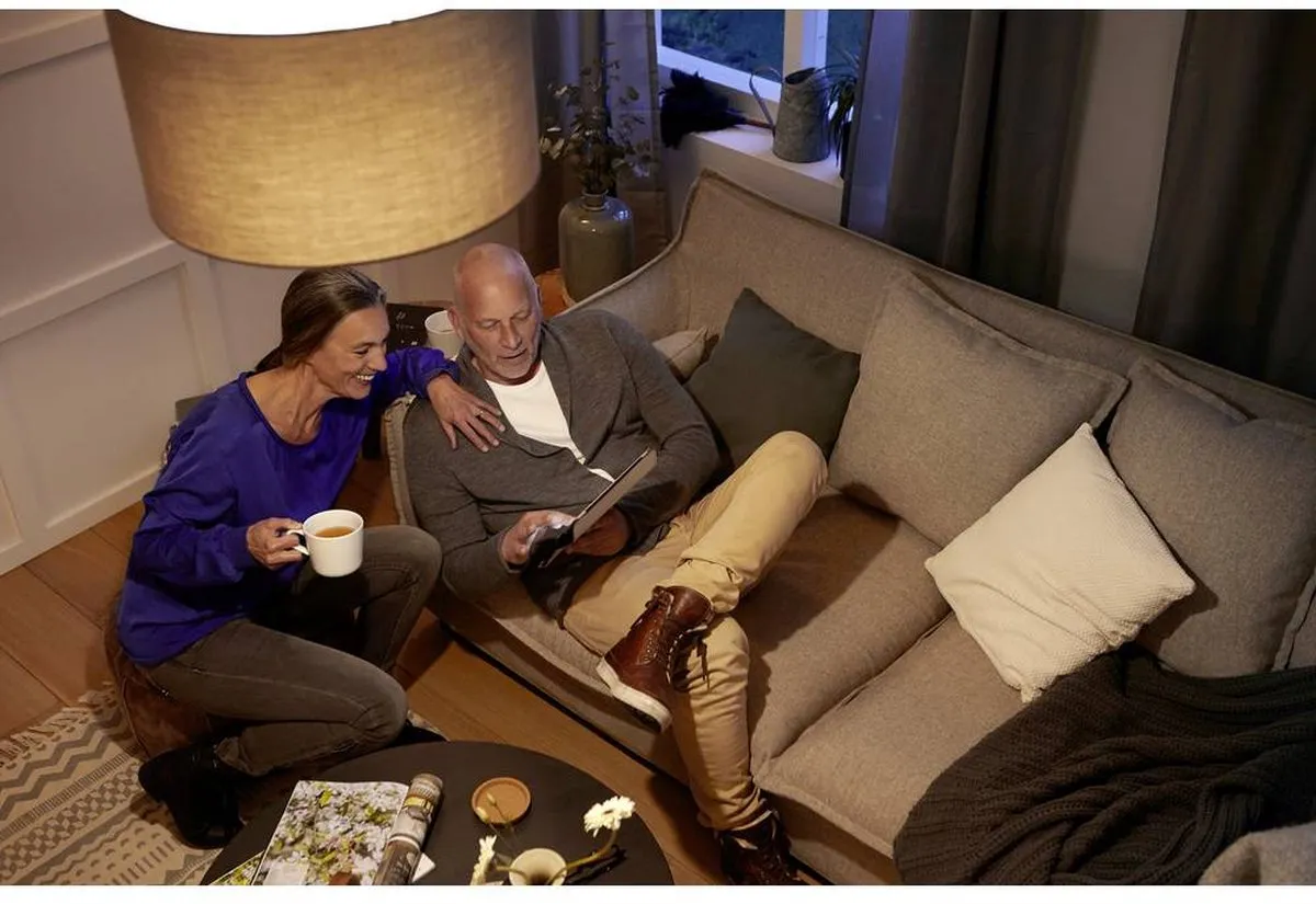 Philips LED Kogellamp Transparant 60W E27 - Warmwit