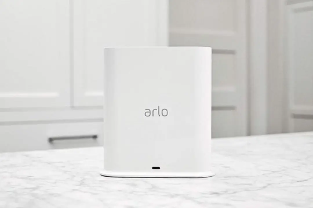 Arlo Pro SmartHub VMB4540-100EUS - Wit - afbeelding 2 van 3