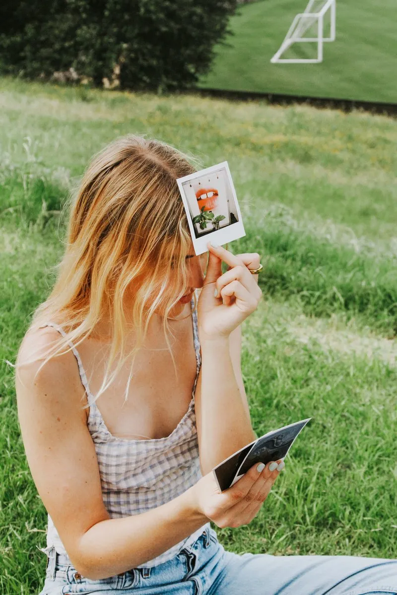 Polaroid Now Generation 2 | Black | Instant Camera