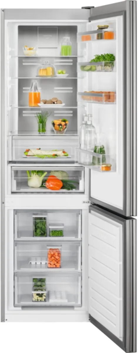 Electrolux LNT7ME34G1 Koel/Vriescombinatie 366L - 8 Kg/24h Invries