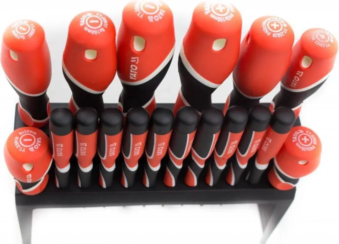 Yato YT-25982 Schroevendraaierset - 18-delig - Rood/Zwart - afbeelding 4 van 6