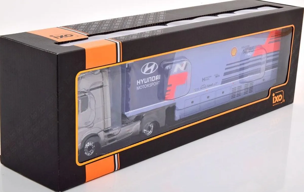Mercedes-Benz Actros MP4 WRC Rally Transporter 1:43 IXO Models - Zilver/Rood/Blauw