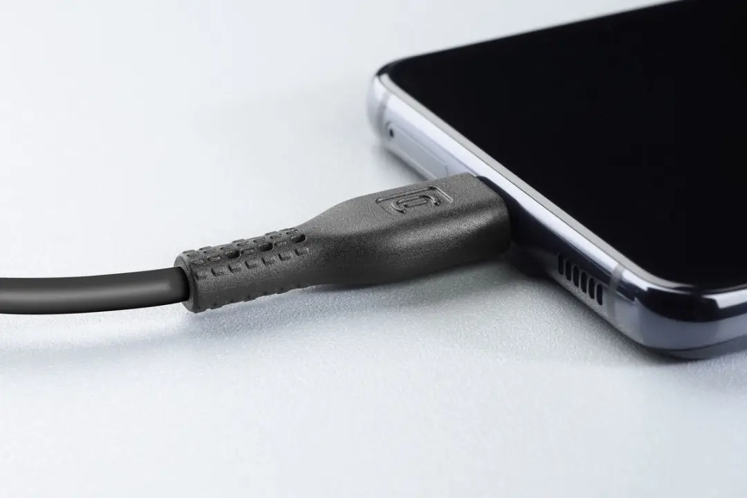 Cellularline Home USBDATACMICROUSB2M USB-kabel - Zwart - afbeelding 2 van 6
