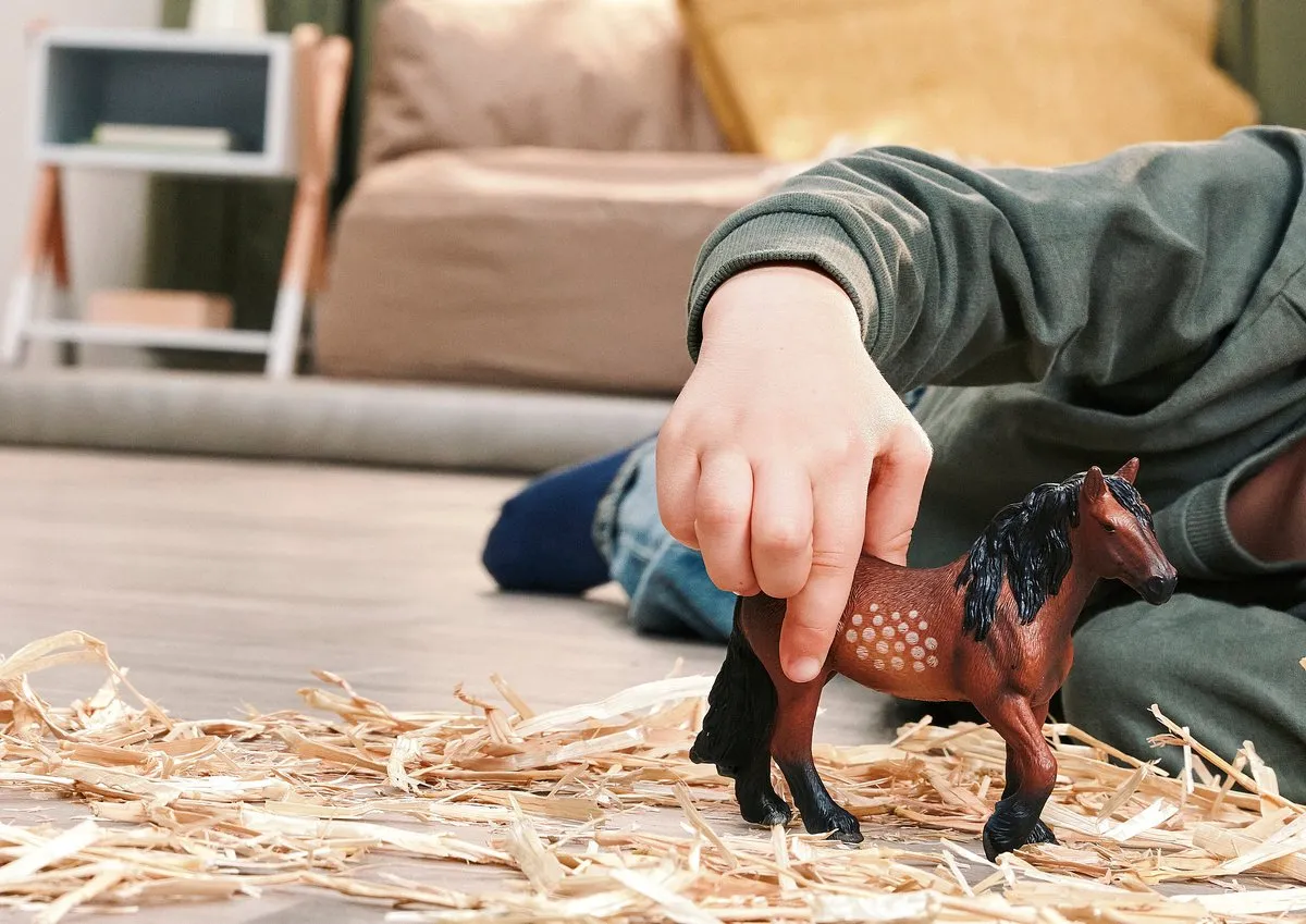 Schleich Farm World Noord-Zweedse Koudbloed Merrie 14927