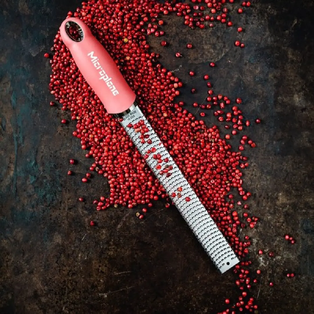Microplane Premium Classic Zester - Fijn - Lipstick Pink - afbeelding 4 van 6