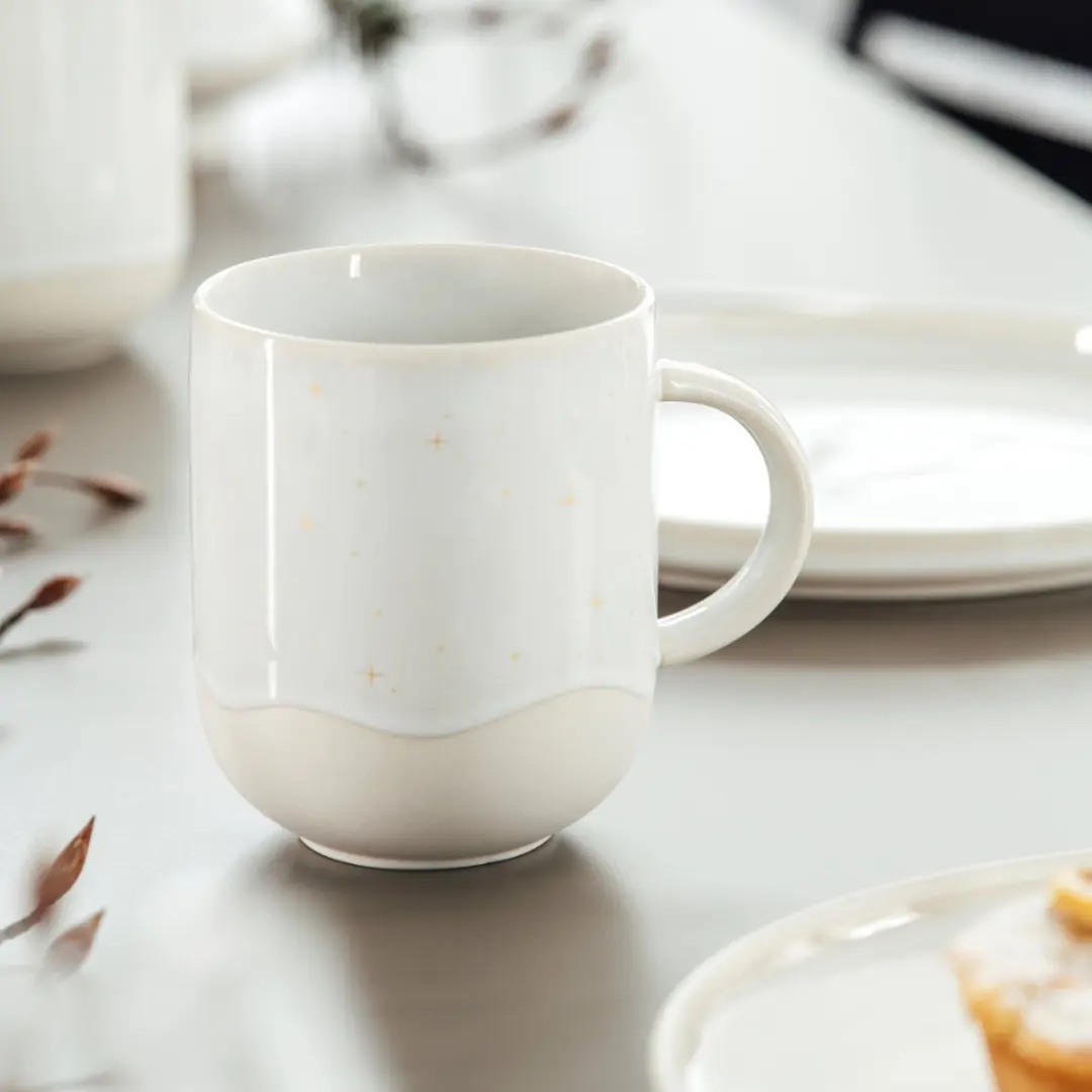 like. by Villeroy & Boch Winter Glow Mok met handvat - Beige - afbeelding 5 van 6
