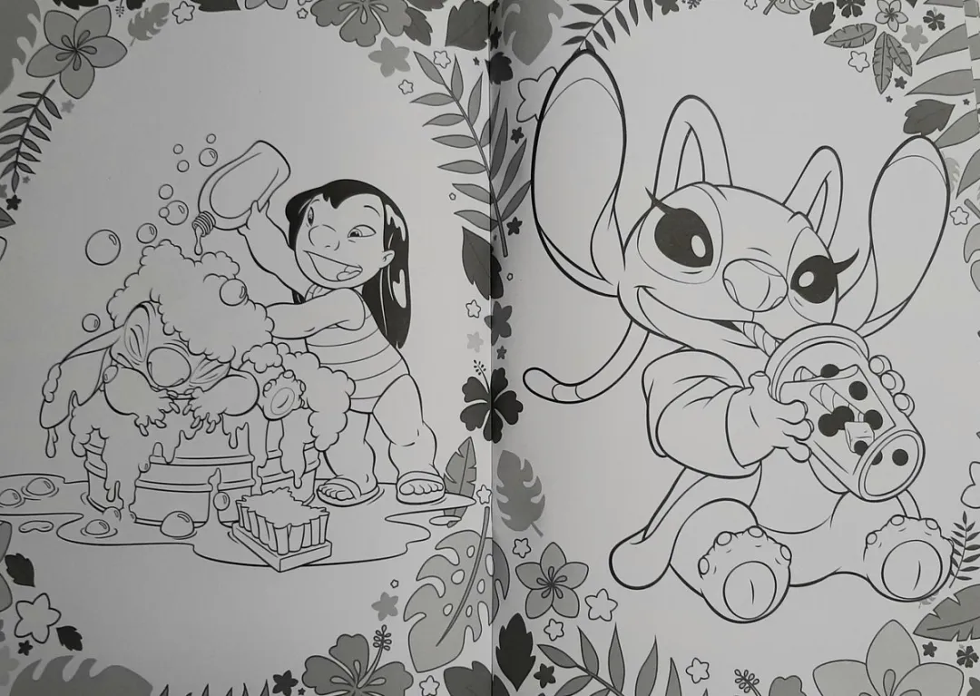 Disney Colorio Kleurboek A4 Lilo & Stitch - 32 Pagina's - Roze/Paars/Oranje
