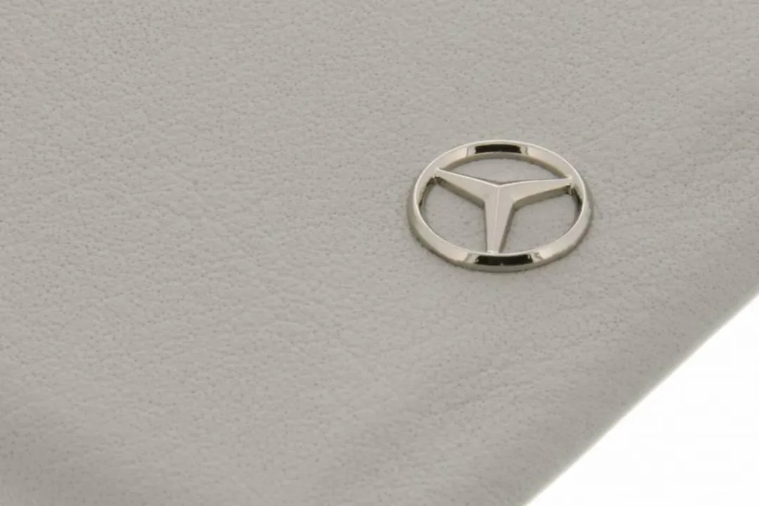Mercedes-Benz Backcover iPhone 6/6S - Grijs - S209-1