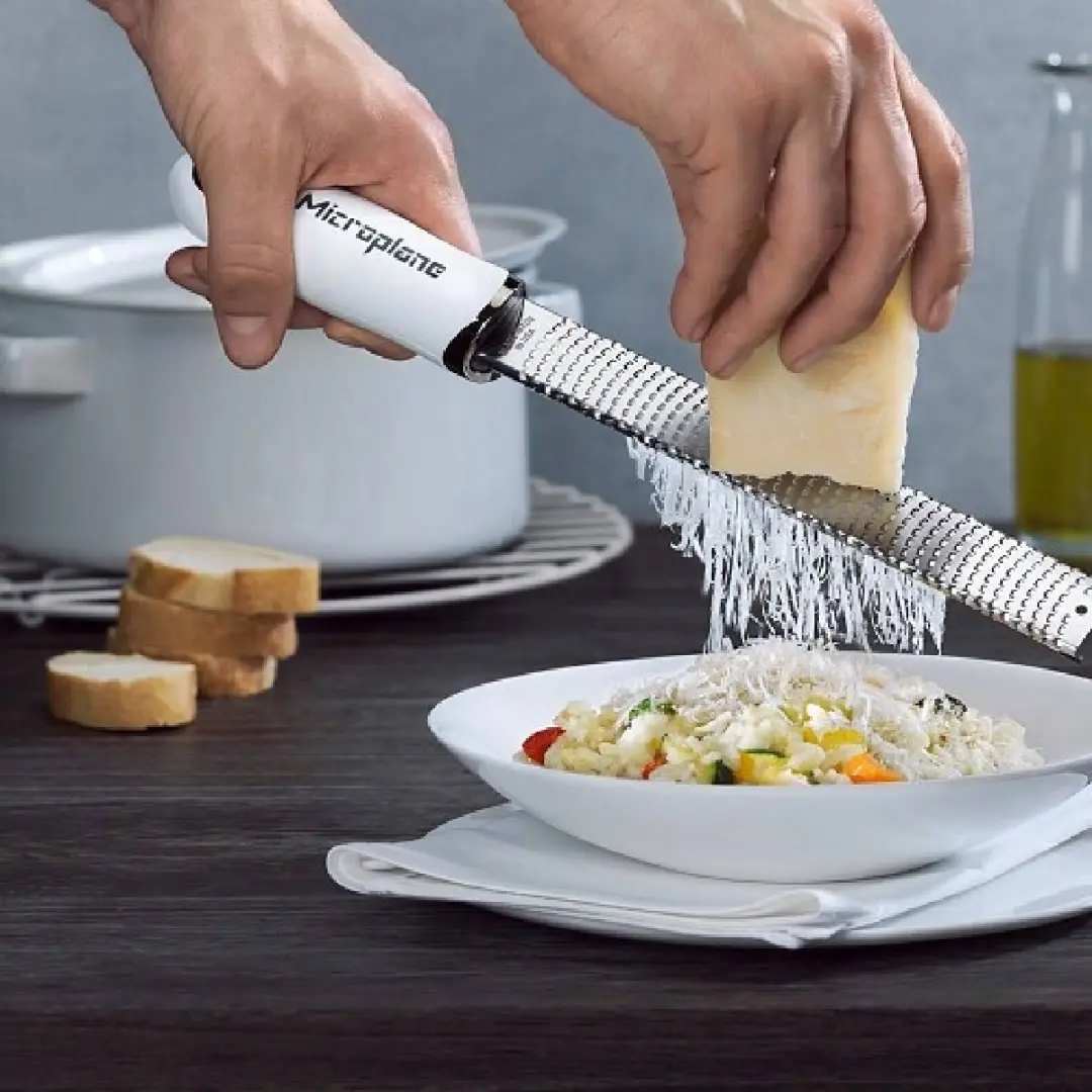 Microplane Premium Classic Rasp - Fijn - Wit - afbeelding 5 van 6