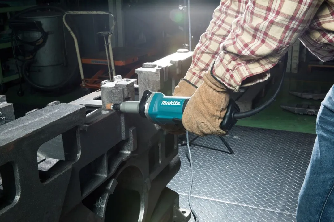 Makita GD0801C Rechte Slijpmachine 750W