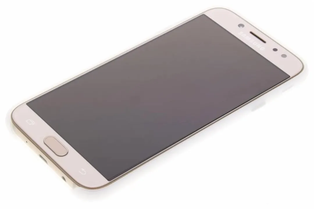 Samsung Galaxy J7 (2017) Dual Layer Hoesje - Wit - EF-PJ730CWEGWW - afbeelding 6 van 6