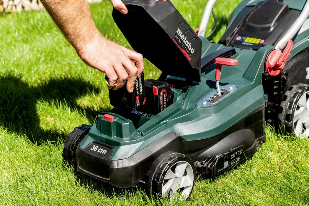 Metabo 36V ACCU Grasmaaier 36cm - 2x 5,2Ah Accu 45L