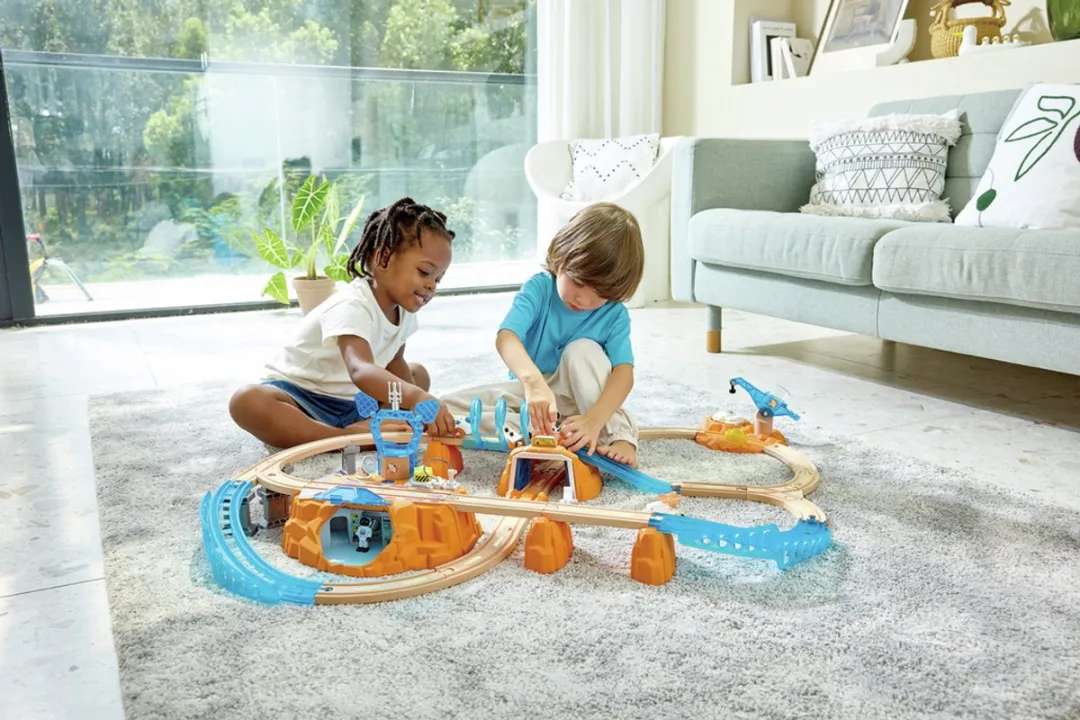 Hape Mars Lanceerrail Set E3798A - Multikleur