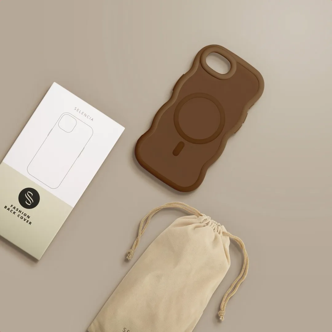 Selencia Wavy Case iPhone 16 - Mocha Brown