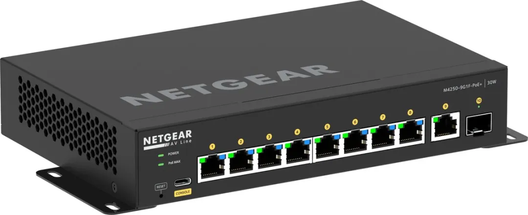 Netgear GSM4210PD-100EUS Switch - 8x PoE 110W