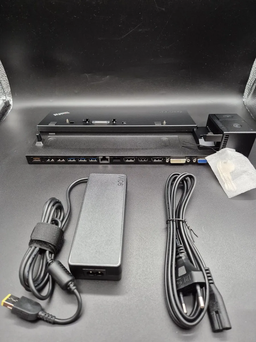 Lenovo ThinkPad Ultra Dock 40A20090EU - 90W - Zwart