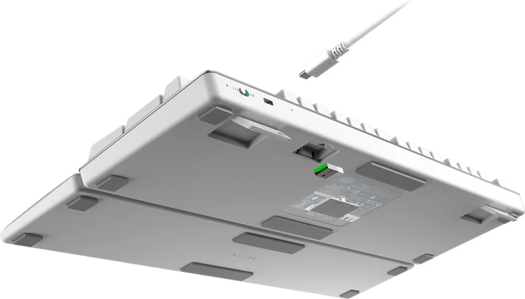 Razer Pro Type Ultra RZ03-04110100-R3M1 Draadloos Toetsenbord - Wit