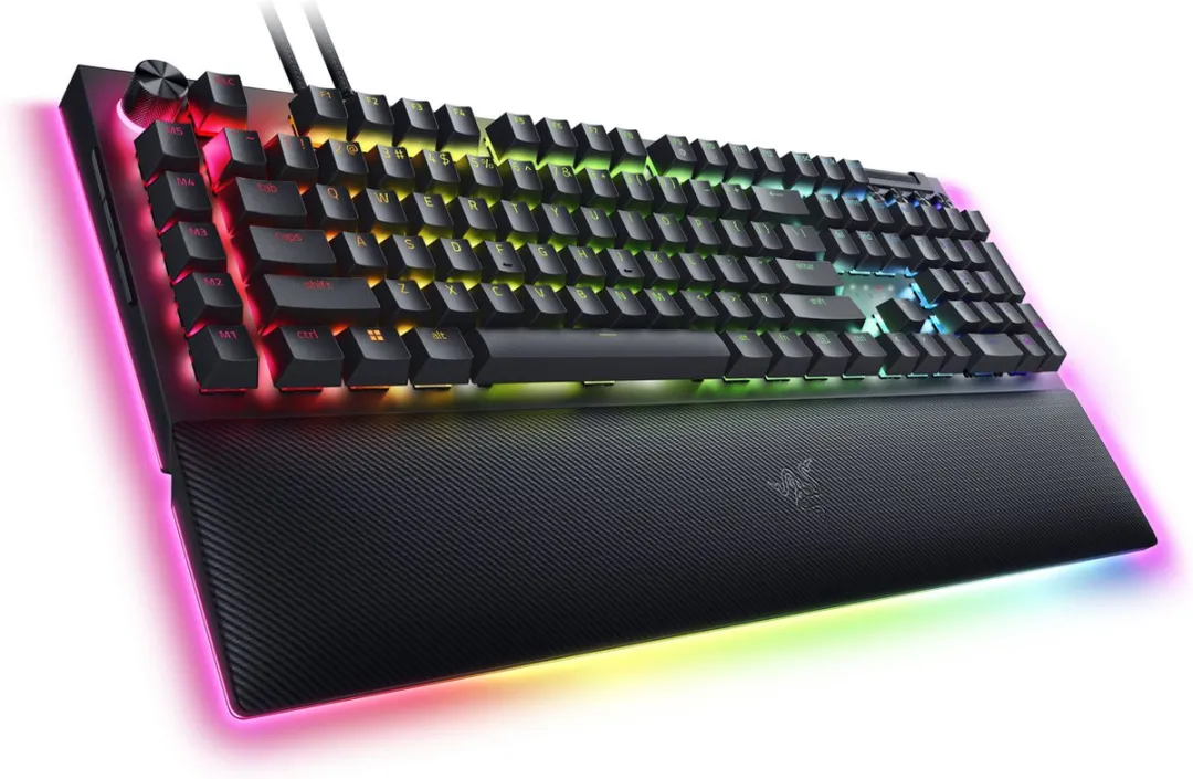 Razer BlackWidow V4 Pro RZ03-04681800-R3M1 Gaming Toetsenbord - Yellow Switch - Zwart