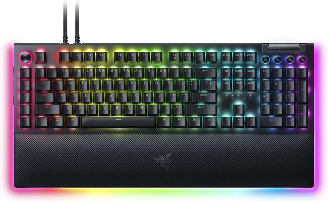 Razer BlackWidow V4 Pro RZ03-04681800-R3M1 Gaming Toetsenbord - Yellow Switch - Zwart
