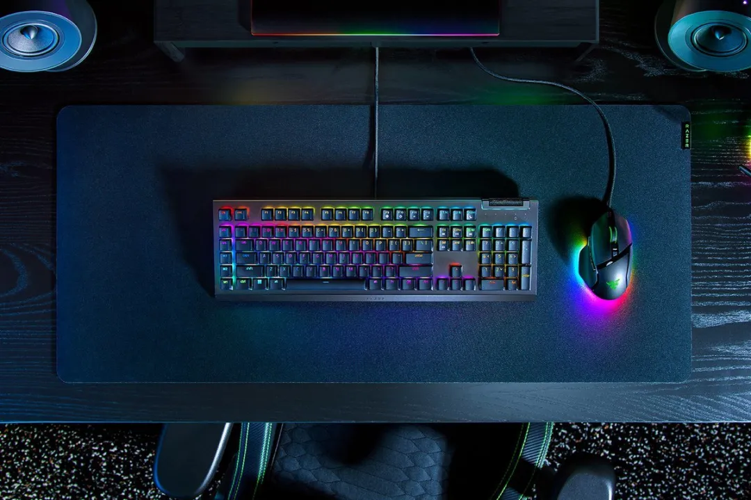 Razer BlackWidow V4 RZ03-05271200-R3F1 Gaming Toetsenbord - Mechanische Orange Switches - RGB - afbeelding 6 van 6