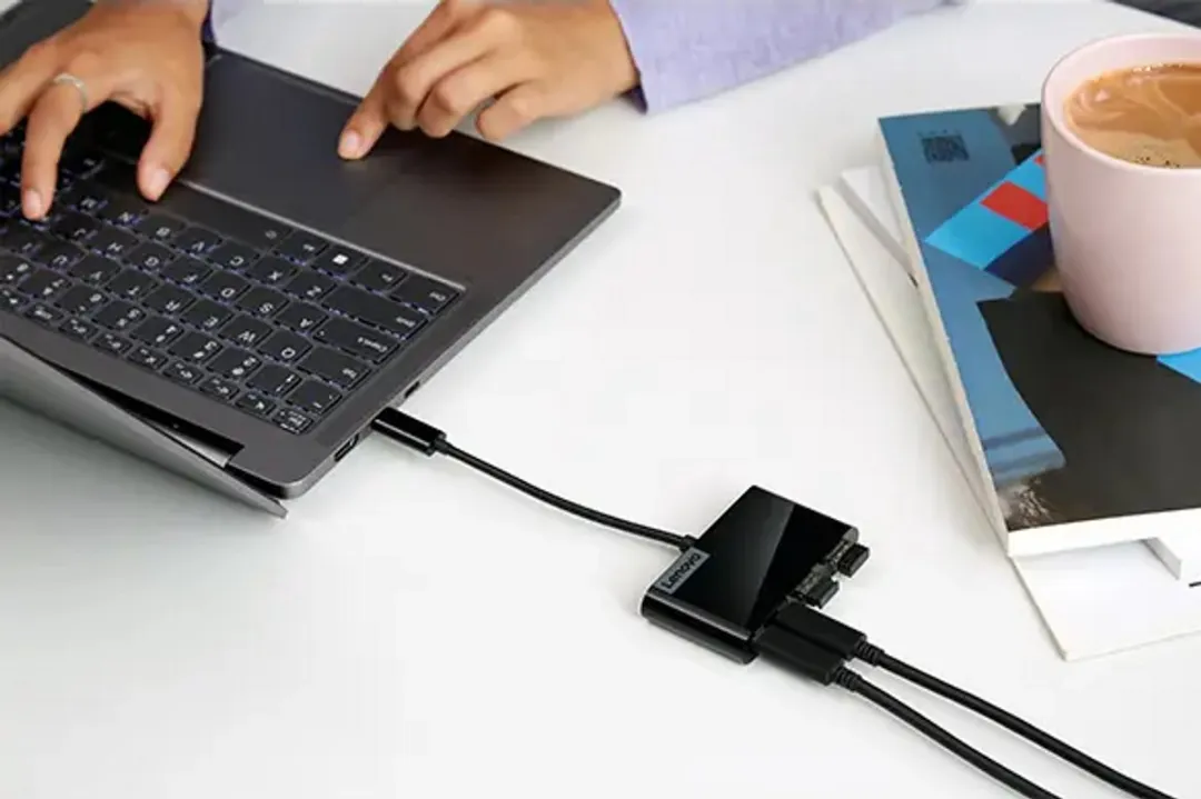 Lenovo GX91L84354 USB-C Interface Hub - 4 Poorten - Zwart