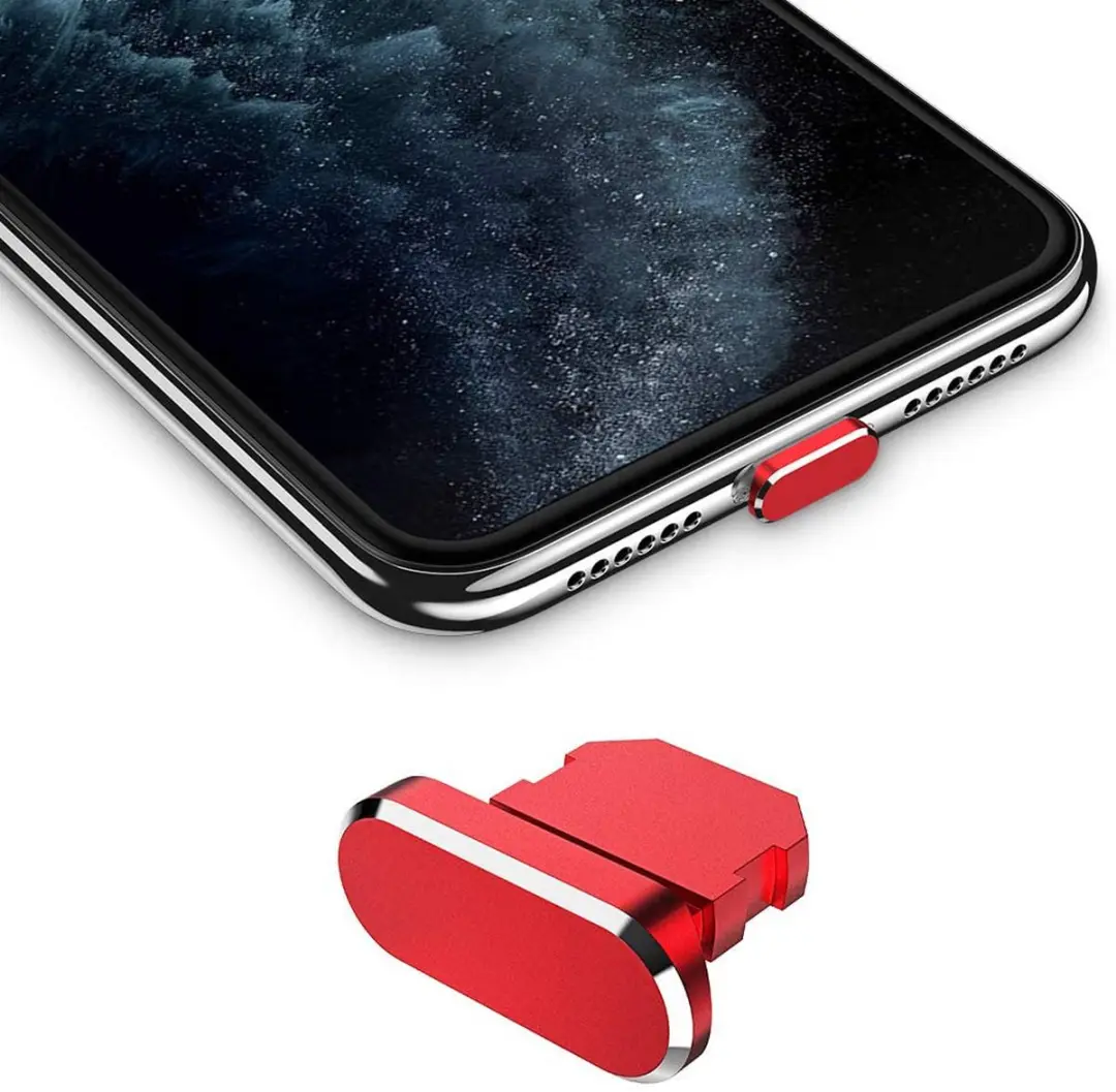 Cadorabo Beschermende Kap geschikt voor iPhone in ROOD