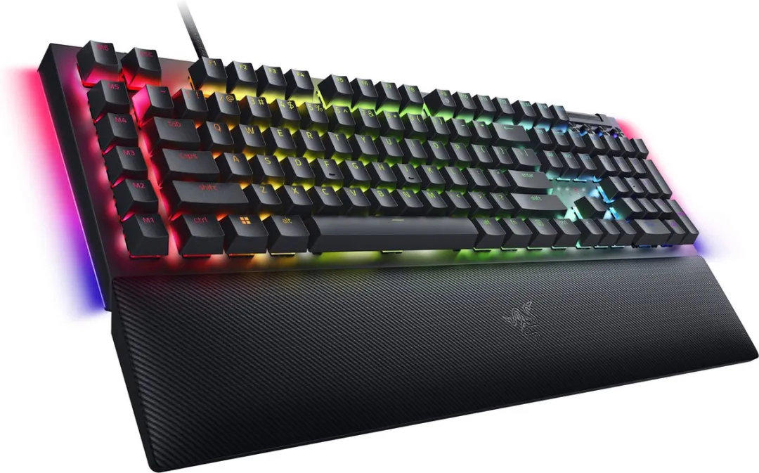 Razer BlackWidow V4 RZ03-04690100-R3M1 Gaming Toetsenbord - Green Switch - Zwart