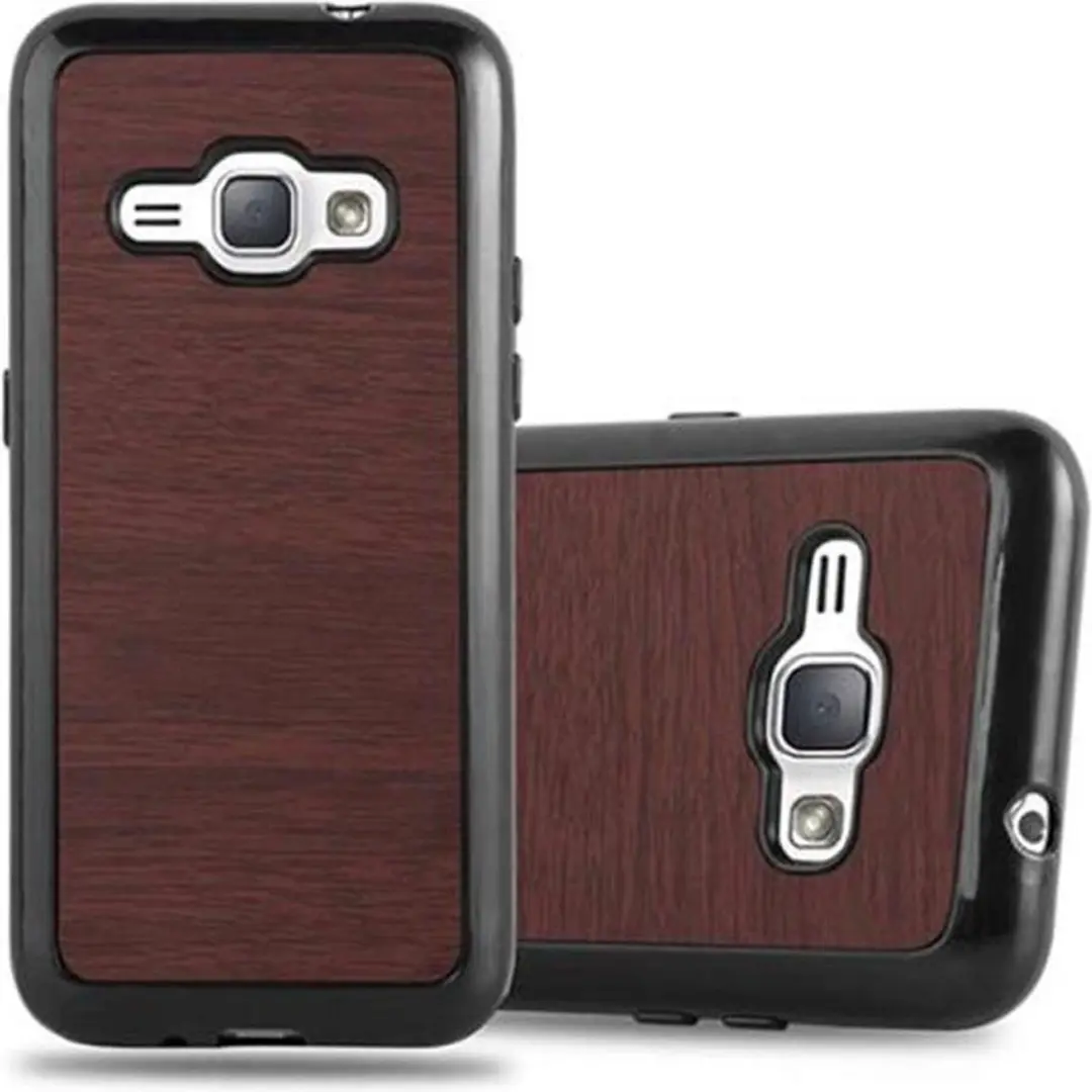 Cadorabo Hoesje geschikt voor Samsung Galaxy J1 2016 in WOODEN KOFFIE
