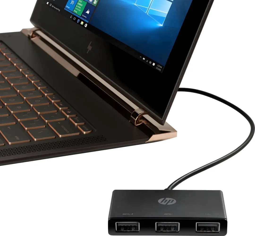 HP Z6A00AA USB-C Hub - 3 Poorten USB 3.2 Gen 2 - Zwart