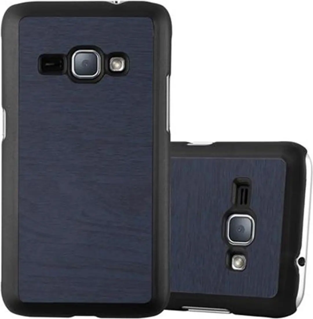 Cadorabo Hoesje geschikt voor Samsung Galaxy J1 2016 in WOODY BLAUW - Hard Case Cover beschermhoes in houtlook tegen krassen en stoten