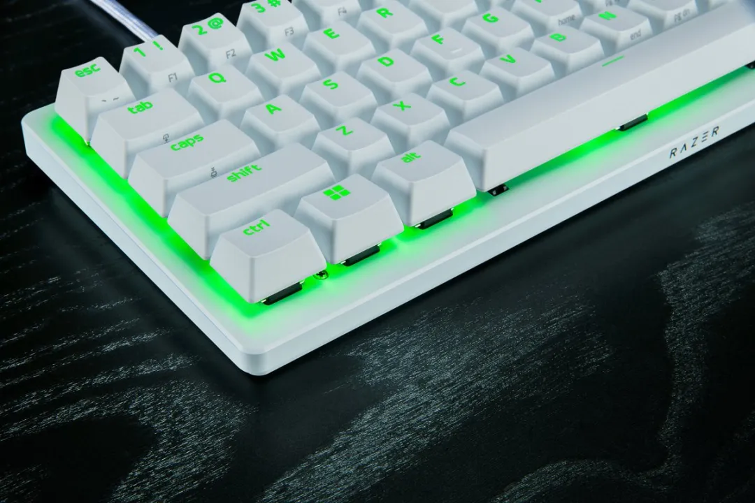 Razer Huntsman V3 Pro Mini - Gaming Toetsenbord - 60% - RGB - Optische Switches - Qwerty - Wit