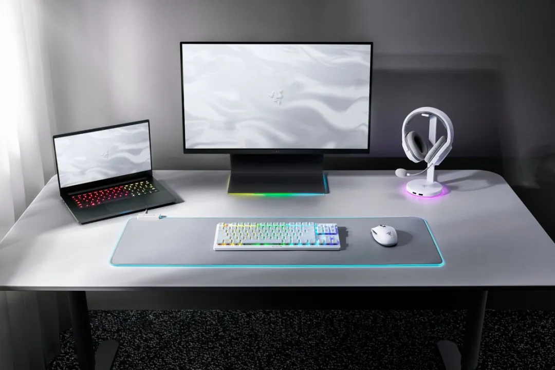Razer DeathStalker V2 Pro RZ03-04373500 Wit