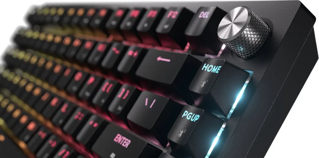 Corsair K65 Plus Wireless CH-91D441F-NA Toetsenbord - RGB - US QWERTY - Zwart