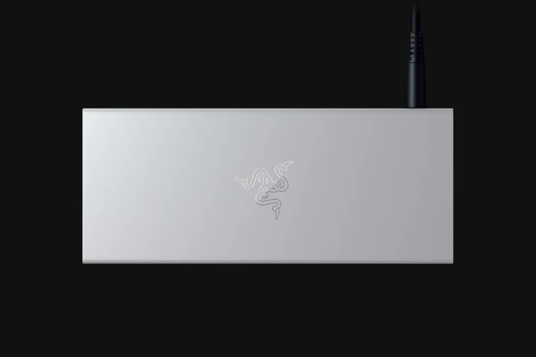 Razer USB 4 Dock RC21-02280200-R3EK - 14 Poorten - 2 Schermen - Mercury Wit