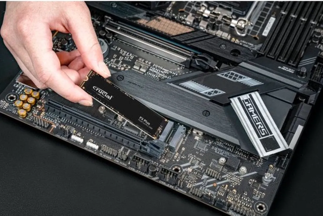 Crucial CT2000P3PSSD8 SSD 2TB