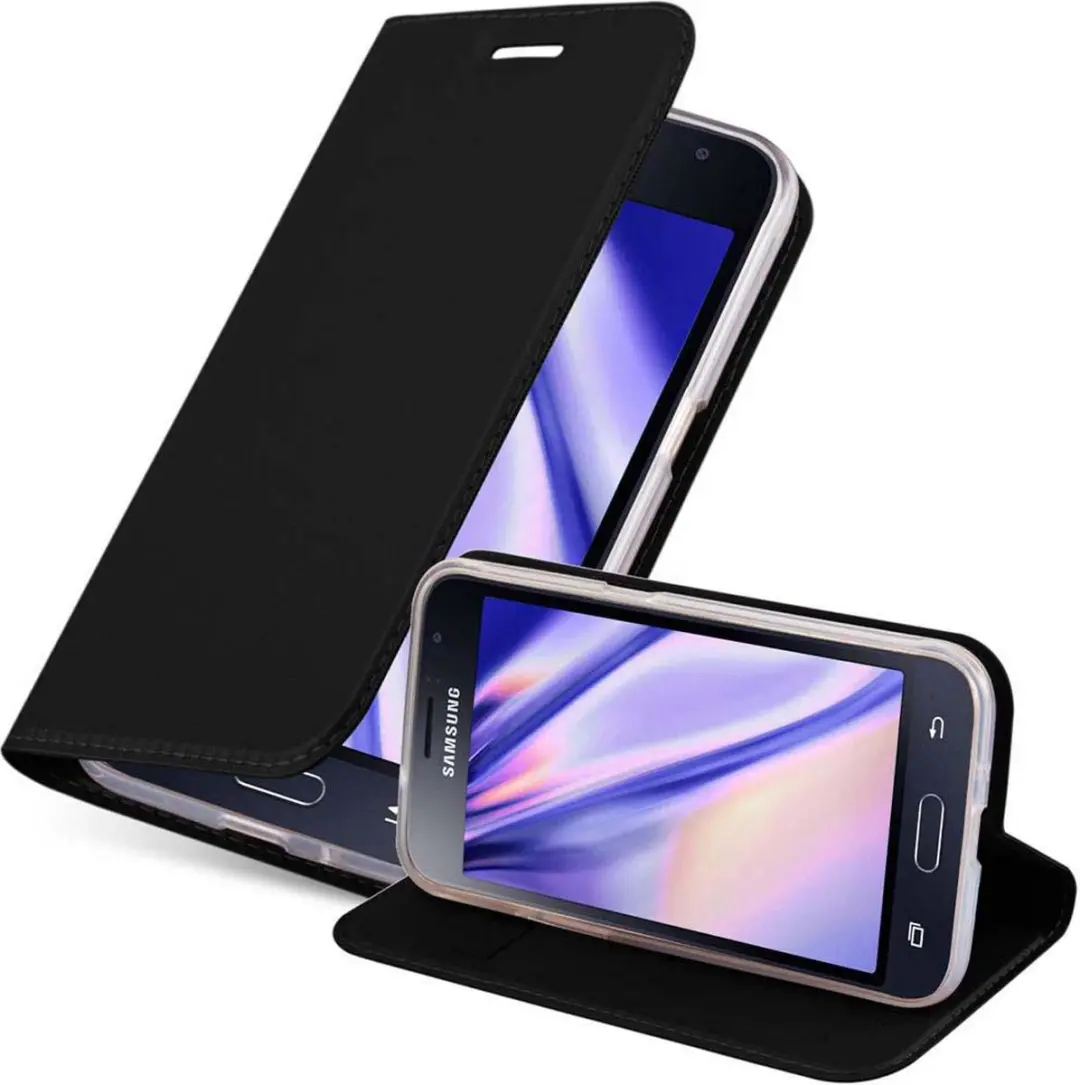 Cadorabo Hoesje geschikt voor Samsung Galaxy J1 2015 in CLASSY ZWART