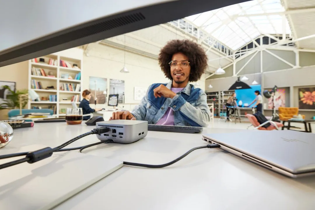 HP USB-C 180W Docking Station Ultra G6 Thunderbolt 4 - Grijs