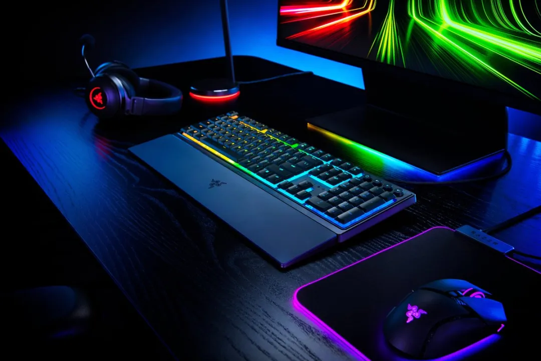 Razer Ornata V3 RZ03-04460100-R3M1 Gaming Toetsenbord - Zwart - afbeelding 6 van 6