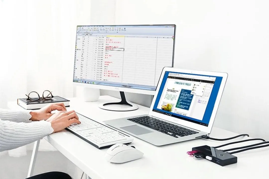 Ugreen US216 HUB-schakelaar 4x USB 3.2 Gen 1 - Zwart