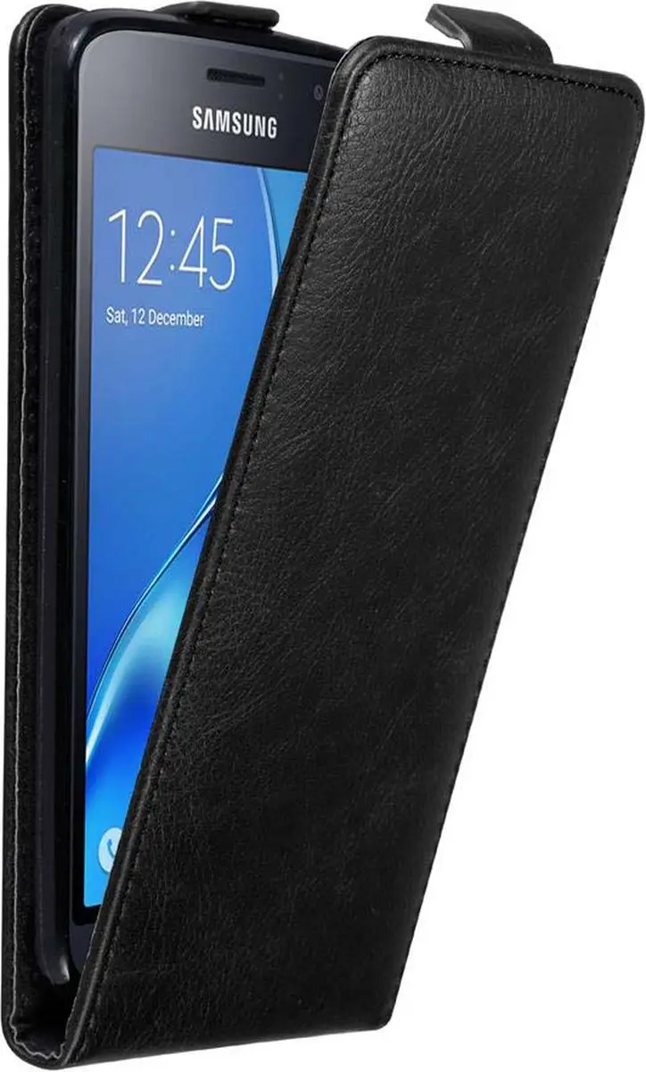 Cadorabo Hoesje geschikt voor Samsung Galaxy J1 2016 in ZWARTE NACHT