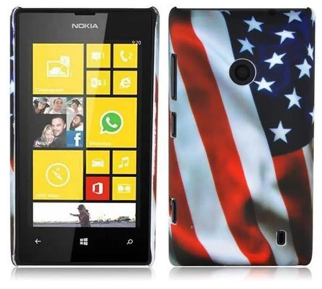 Cadorabo Hoesje geschikt voor Nokia Lumia 520 / 521 met STARS AND STRIPES opdruk