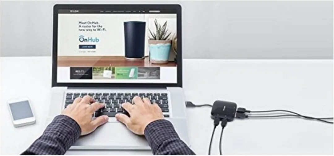 TP-Link UH400 USB 3.0 Hub - 4 Poorten - Zwart