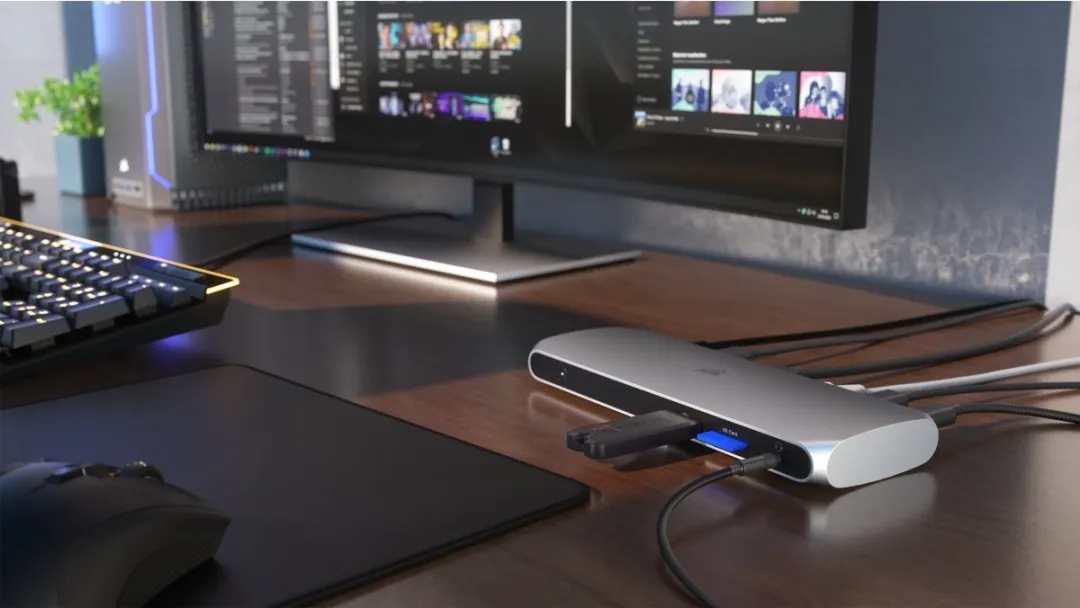 Corsair TBT100 Thunderbolt 3 Roestvrijstaal